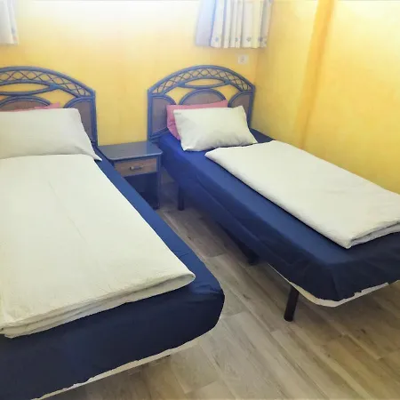 With A Large South-facing Balcony, Sea View And Wifi In Americas Center Apartamento